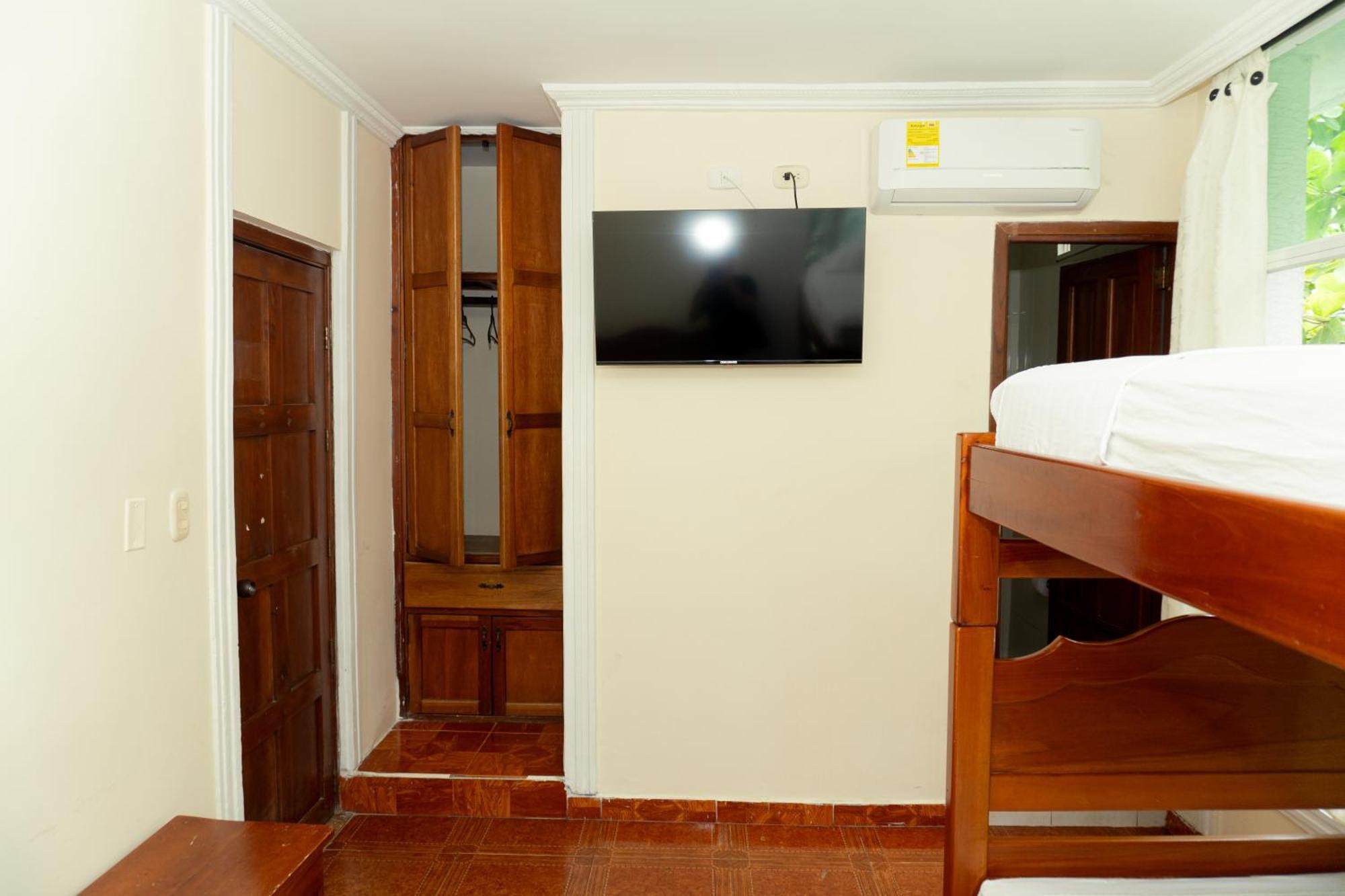 Hotel Gaira Mar Santa Marta  Buitenkant foto