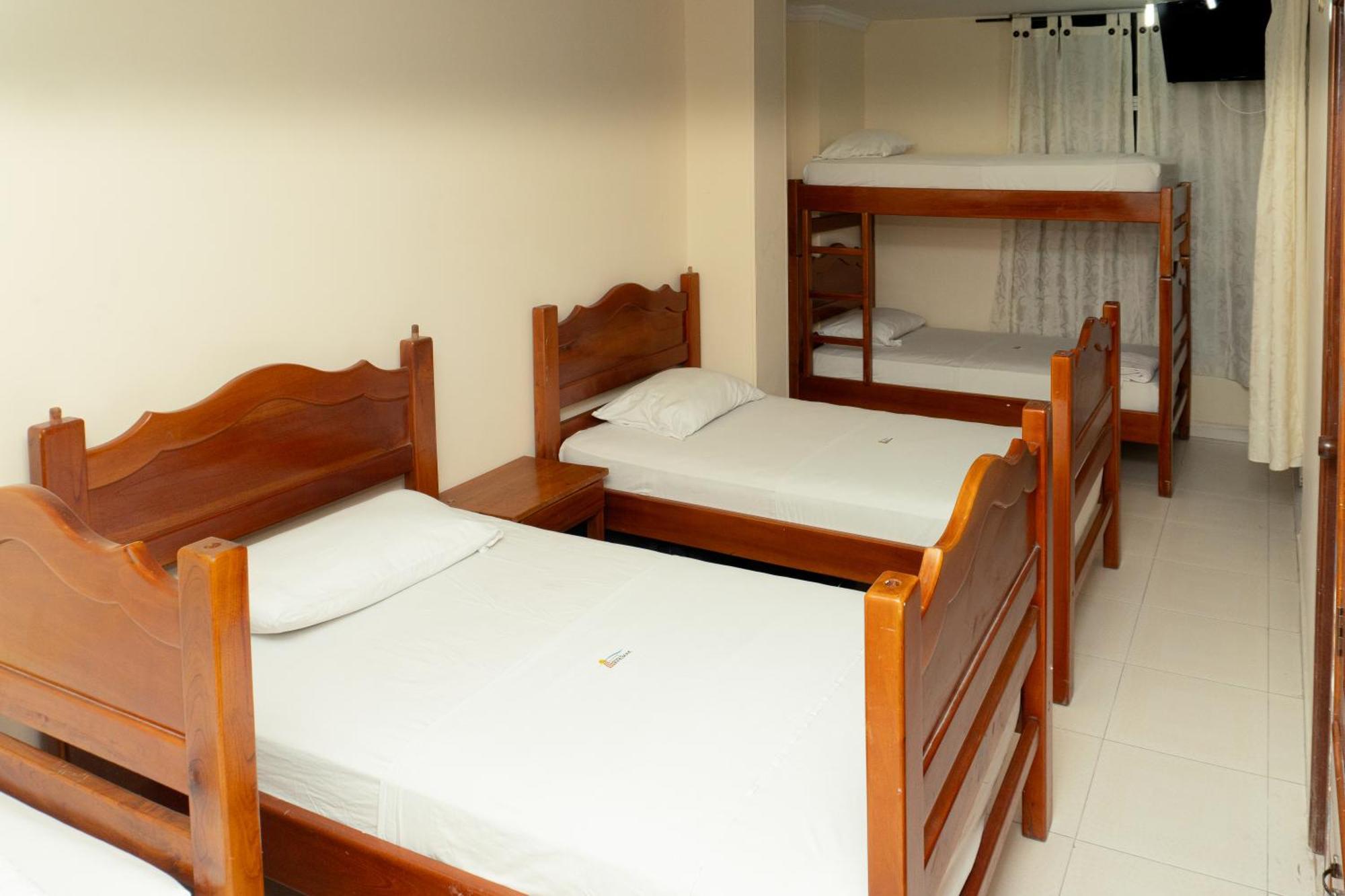 Hotel Gaira Mar Santa Marta  Buitenkant foto
